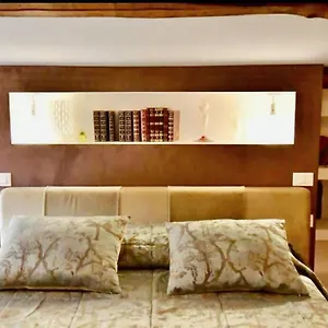 Teatro Apartment
